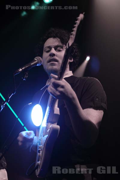 METRONOMY - 2010-10-30 - PARIS - CentQuatre - 